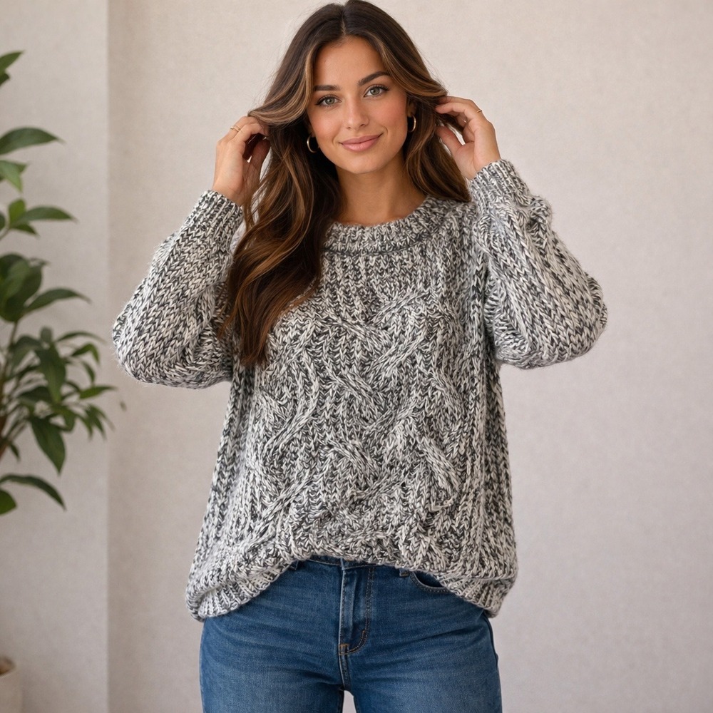 The Limited- Gray Cable Knit Sweater Size S